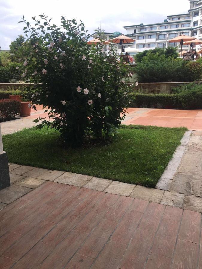 Private Apartments In Emerald Ravda Luaran gambar