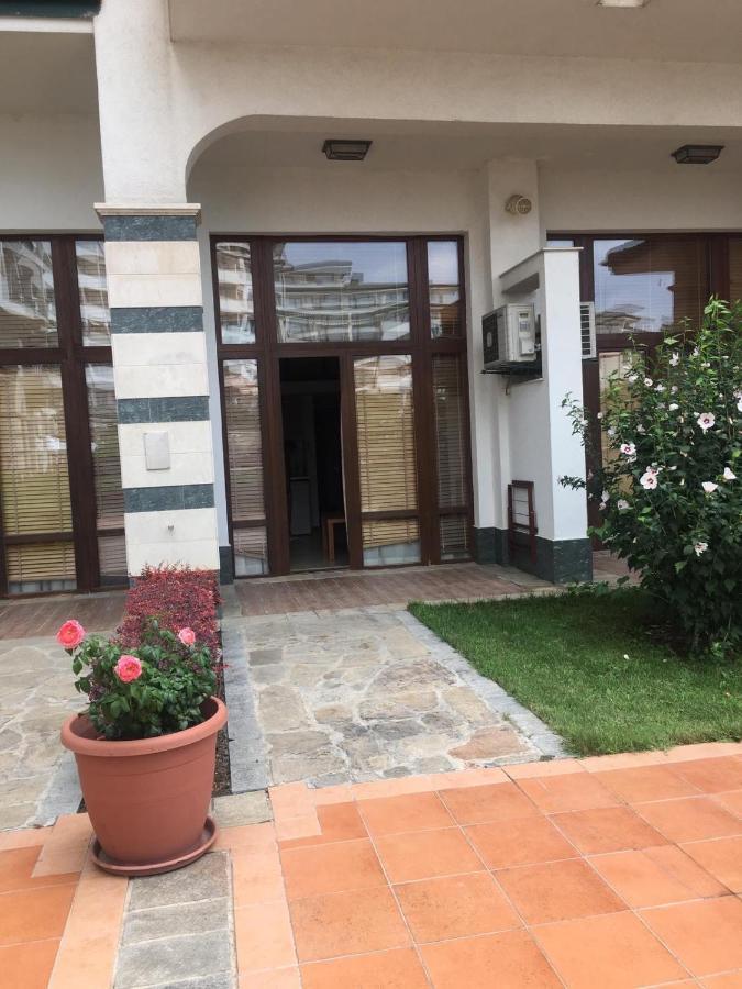 Private Apartments In Emerald Ravda Luaran gambar