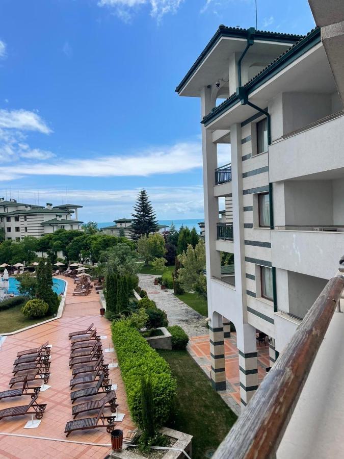 Private Apartments In Emerald Ravda Luaran gambar