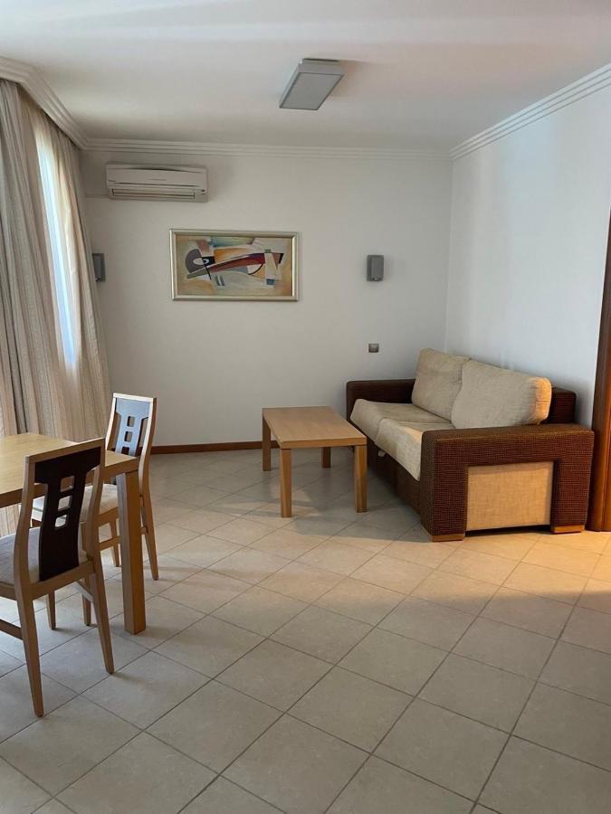 Private Apartments In Emerald Ravda Luaran gambar